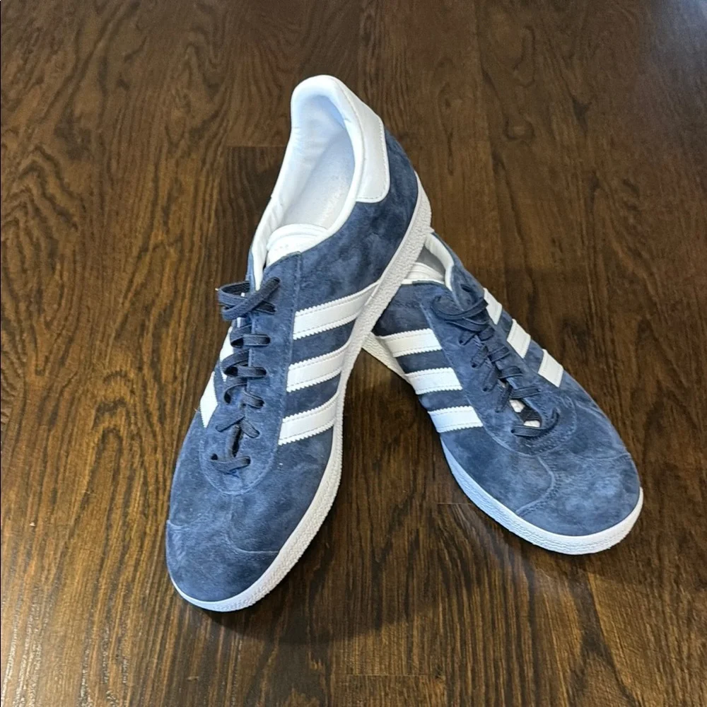 adidas Gazelle Men's Navy Suede Sneakers